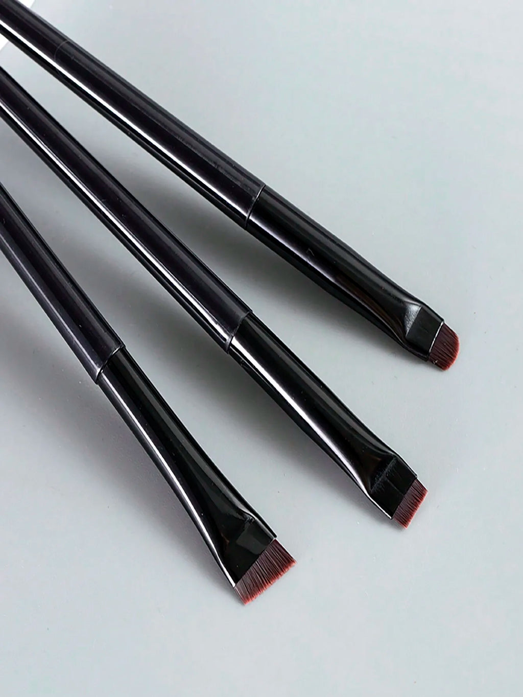 3pcs Makeup Brush Set, Including Angled Eyeliner Brush, Eyebrow Brush, And Ultra-Fine Eyeshadow Brush, Makeup Brush Set, Makeup Brush Kit, Makeup Brush Set, Full Makeup Brushes, Makeup Brush Set, Complete Makeup Tools, Makeup Brush Set, Makeup Brush Set