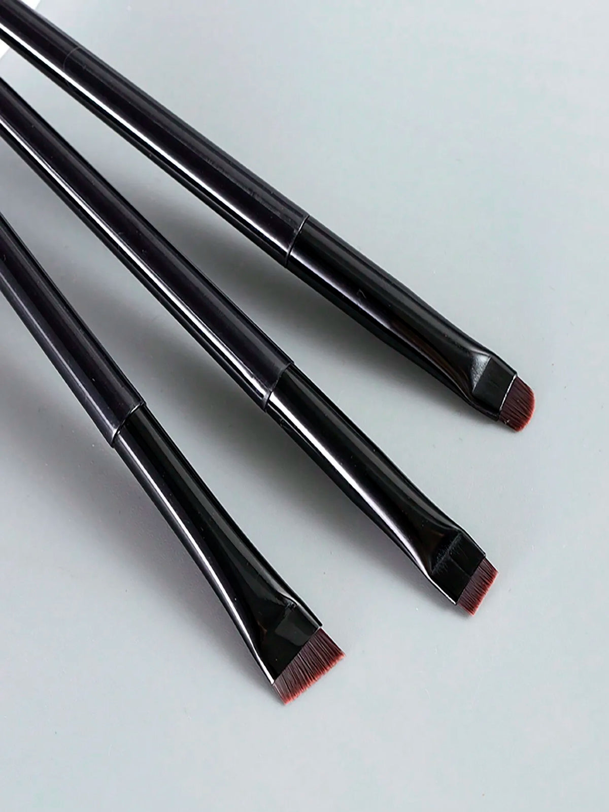 3pcs Makeup Brush Set, Including Angled Eyeliner Brush, Eyebrow Brush, And Ultra-Fine Eyeshadow Brush, Makeup Brush Set, Makeup Brush Kit, Makeup Brush Set, Full Makeup Brushes, Makeup Brush Set, Complete Makeup Tools, Makeup Brush Set, Makeup Brush Set