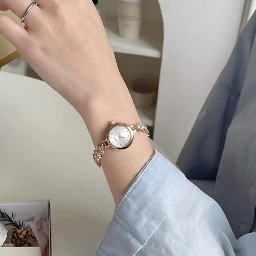 2.3cm Women Rhinestone Bracelet Watch Adjustable Faux Pearl Strap Round Dial Quartz Wristwatch Lady Fashion Jewelry Accessories