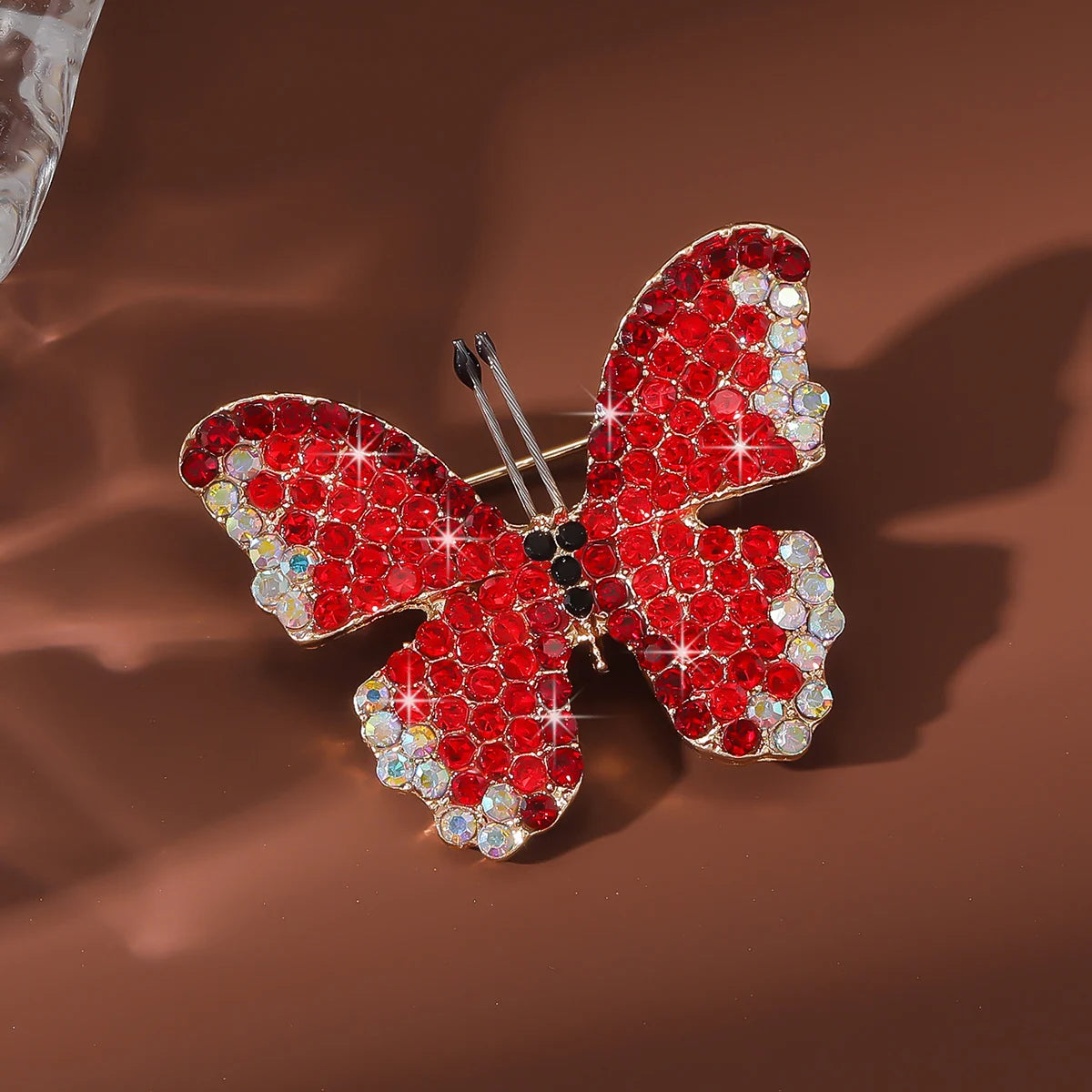 Cute butterfly brooch for women, sparkling and vibrant with forest style design, daily wear brooch accessories