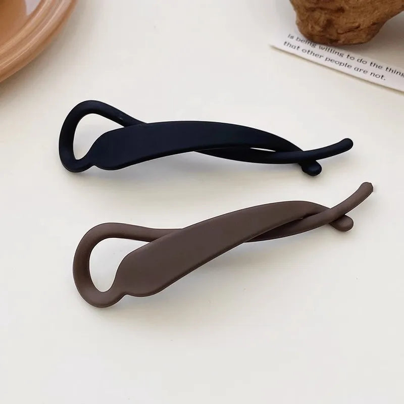 2PCS Matte Hair Clamps, Black & Brown Banana - Shaped Clips, Trendy Hair Accessories for Women's Chic Updos