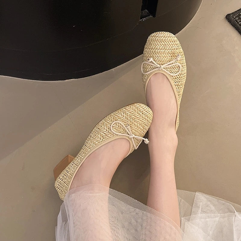 Flats Luxury Leather Casual Shoes for Woman 2025 Kawaii Women's Summer Footwear Flat Cute Elegant Dress Quick Delivery Trend E